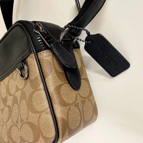 COACH C4149 Men's Graham Crossbody In Signature Canvas Chaki - Picture 7 of 9